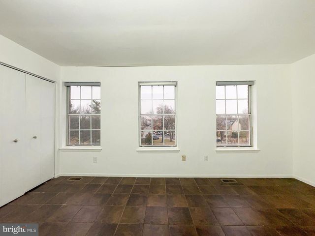 8202 ASHFORD BLVD, Laurel, MD 20707