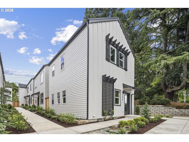 2007 Sw MOSS St, Portland, OR 97219