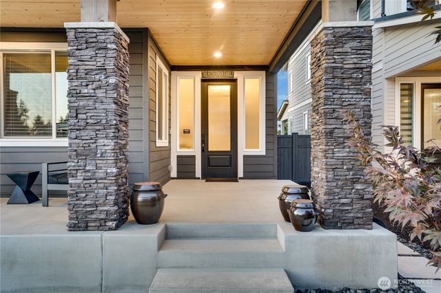 2302 29th Street Pl SE, Puyallup, WA 98374