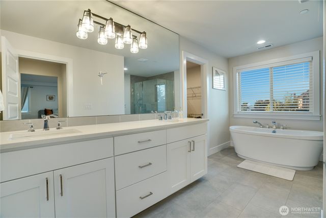 2302 29th Street Pl SE, Puyallup, WA 98374