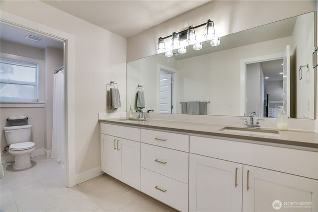 2302 29th Street Pl SE, Puyallup, WA 98374