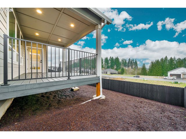 516 W 20TH Way, La Center, WA 98629