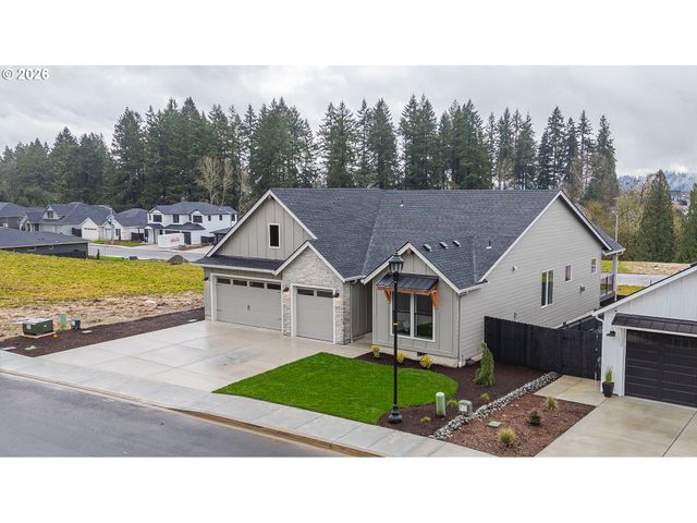 516 W 20TH Way, La Center, WA 98629