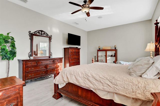 10 SEVILLE ORANGE PATH, Palm Coast, FL 32164