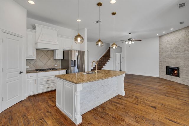 1933 Knoxbridge Road, Forney, TX 75126