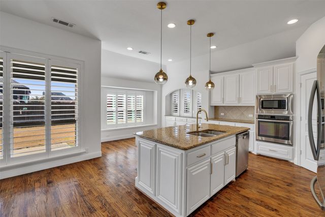 1933 Knoxbridge Road, Forney, TX 75126