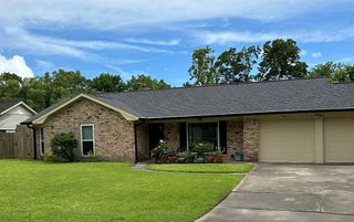 1205 Carmie Street, Alvin, TX 77511