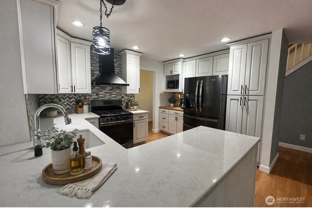 2971 Sprague Street, Port Orchard, WA 98366