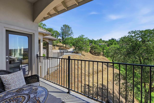 2095 Driftwood Cir, El Dorado Hills, CA 95762