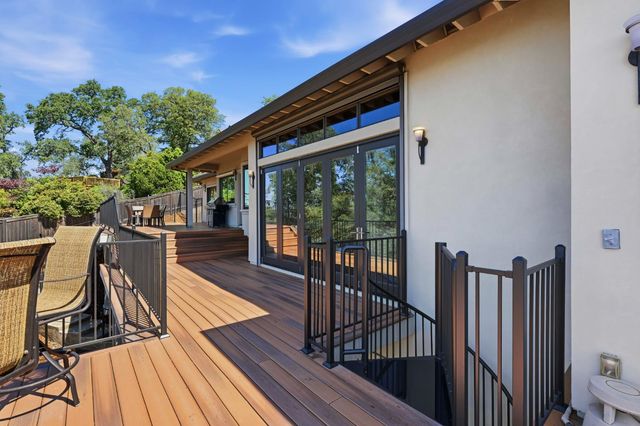 2095 Driftwood Cir, El Dorado Hills, CA 95762