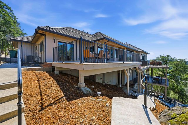 2095 Driftwood Cir, El Dorado Hills, CA 95762