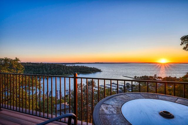 2095 Driftwood Cir, El Dorado Hills, CA 95762