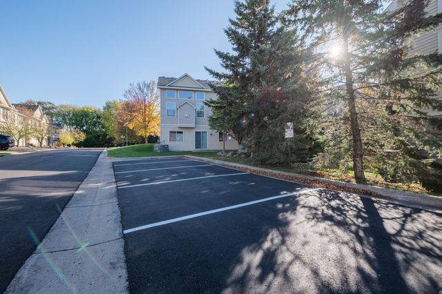 8382 Cedarview Circle, Savage, MN 55378