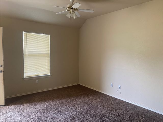 121-127 Sunburst Court, Weatherford, TX 76087