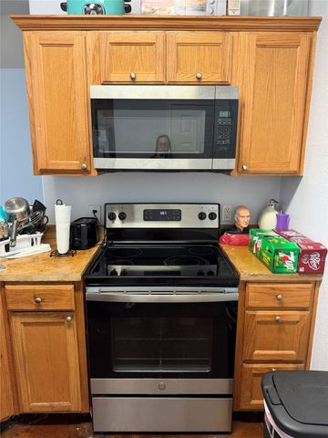 121-127 Sunburst Court, Weatherford, TX 76087