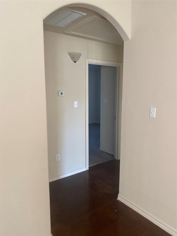 121-127 Sunburst Court, Weatherford, TX 76087
