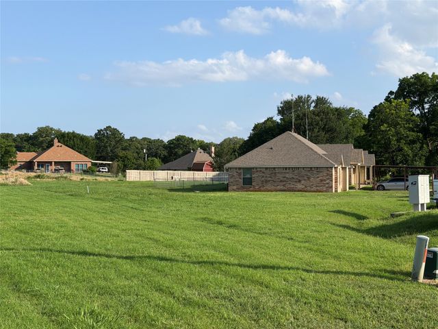 121-127 Sunburst Court, Weatherford, TX 76087