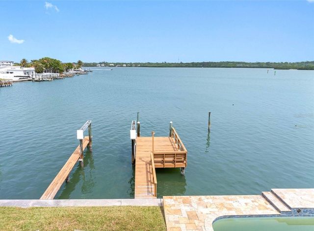 512 173RD AVENUE E, North Redington Beach, FL 33708