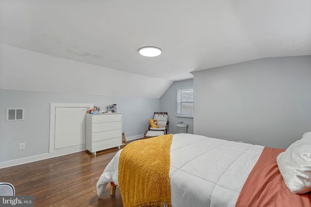 233 GARDEN TER, Runnemede, NJ 08078