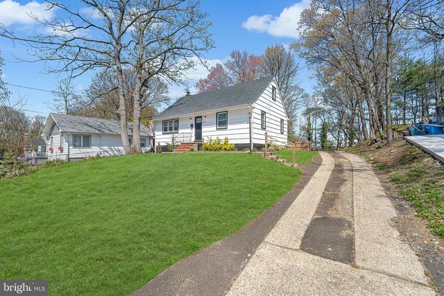 233 GARDEN TER, Runnemede, NJ 08078