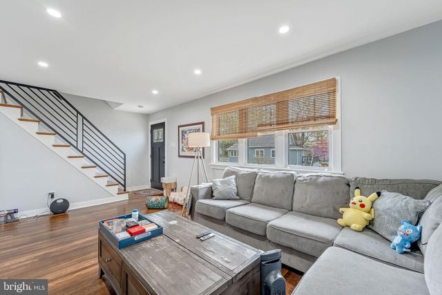 233 GARDEN TER, Runnemede, NJ 08078