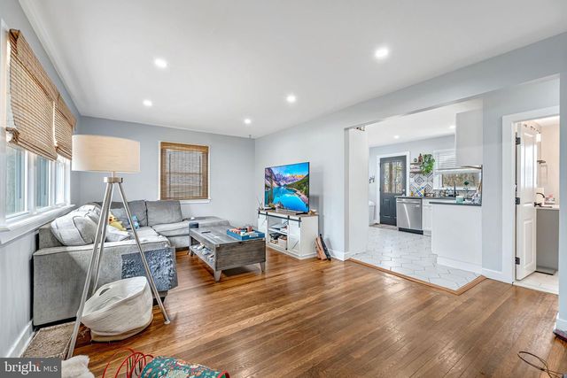 233 GARDEN TER, Runnemede, NJ 08078