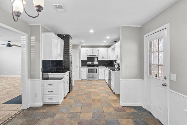 6030 Hwy 319, Austin, AR 72007