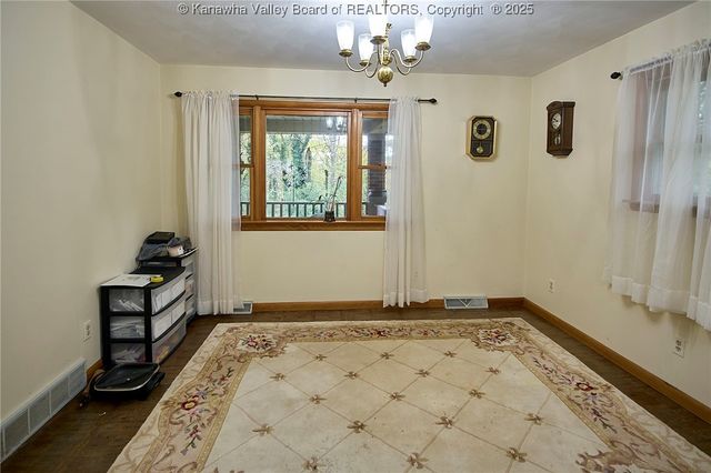 200 Elm Street, Elkview, WV 25071