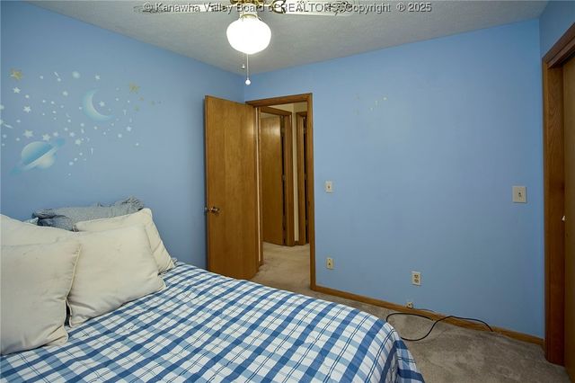 200 Elm Street, Elkview, WV 25071