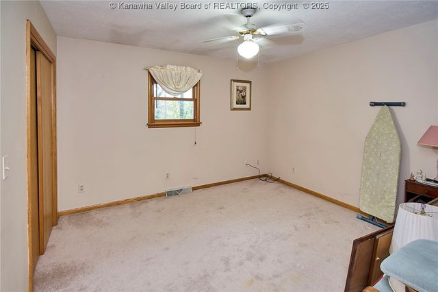 200 Elm Street, Elkview, WV 25071