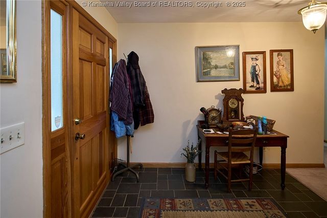 200 Elm Street, Elkview, WV 25071