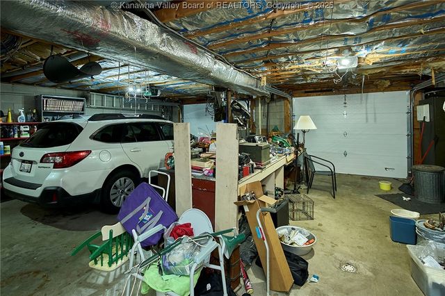 200 Elm Street, Elkview, WV 25071