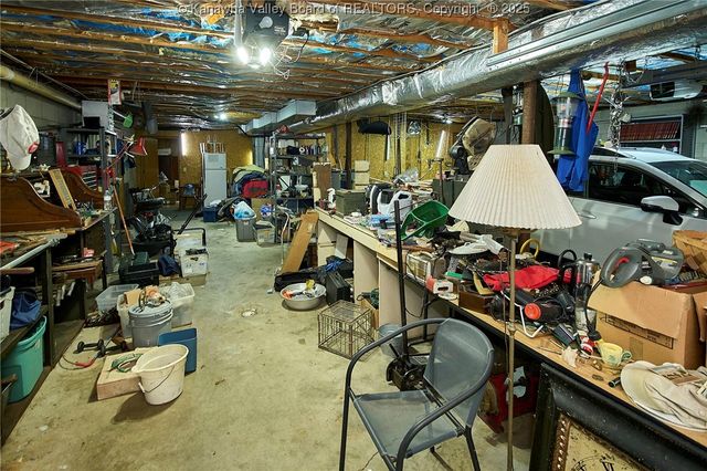 200 Elm Street, Elkview, WV 25071