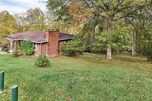 200 Elm Street, Elkview, WV 25071