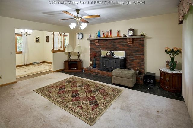 200 Elm Street, Elkview, WV 25071