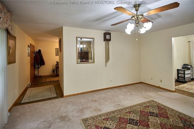 200 Elm Street, Elkview, WV 25071