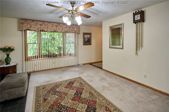 200 Elm Street, Elkview, WV 25071