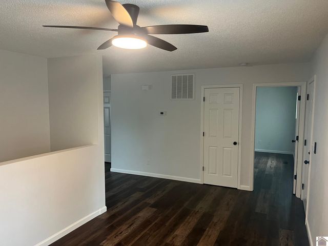 6031 Greenvale Lane, Paducah, KY 42003