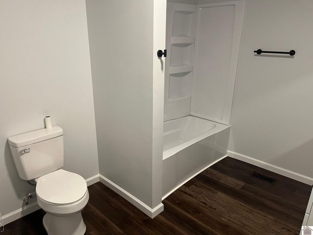 6031 Greenvale Lane, Paducah, KY 42003