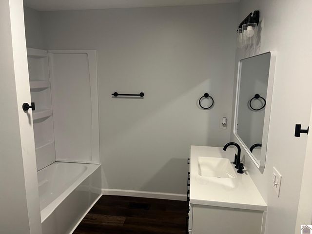 6031 Greenvale Lane, Paducah, KY 42003