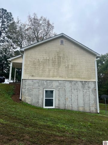 6031 Greenvale Lane, Paducah, KY 42003