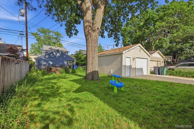 707 S Laurel Street, Royal Oak, MI 48067
