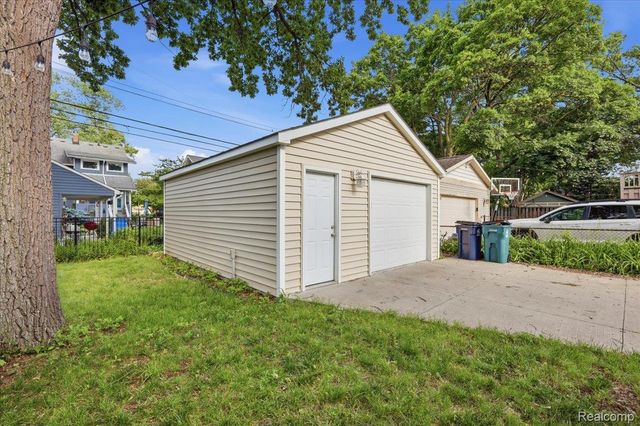 707 S Laurel Street, Royal Oak, MI 48067