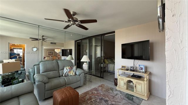 1401 S Ocean Boulevard 1001, Pompano Beach, FL 33062