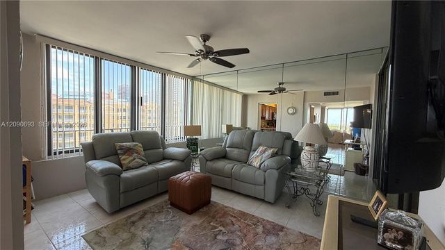 1401 S Ocean Boulevard 1001, Pompano Beach, FL 33062