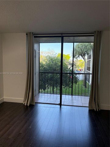 8075 SW 107th Ave 221, Miami, FL 33173