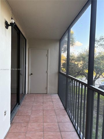 8075 SW 107th Ave 221, Miami, FL 33173