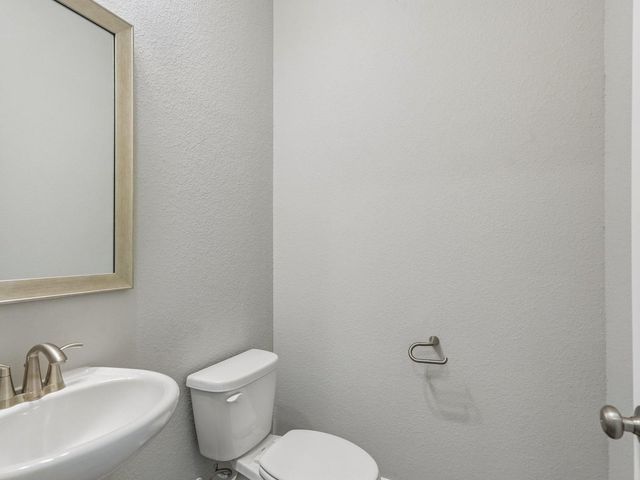 3018 Clapbread Lane, Rosenberg, TX 77471