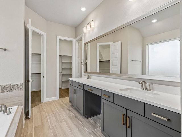3018 Clapbread Lane, Rosenberg, TX 77471