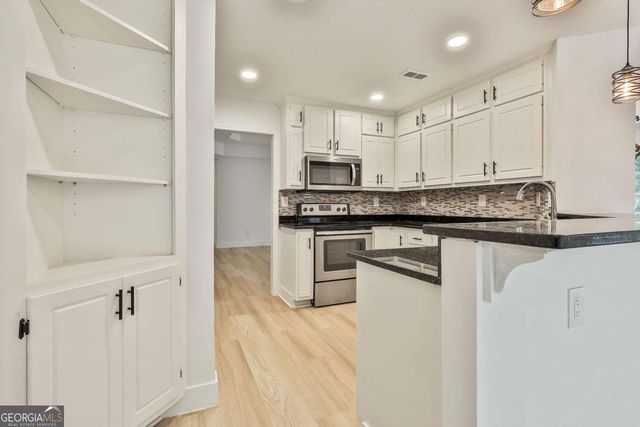 279 Doc Perry Road, Newnan, GA 30263